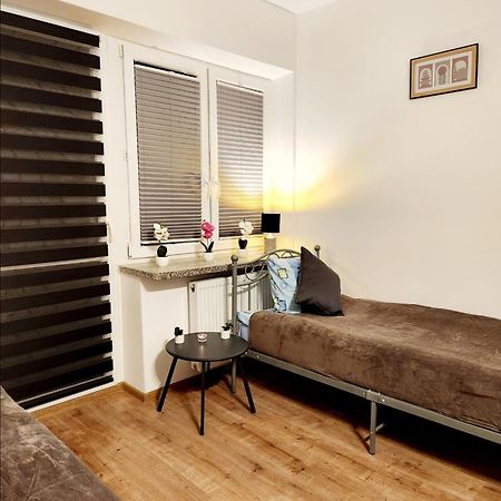 Pod Czapla Hostel Warsawa Bagian luar foto