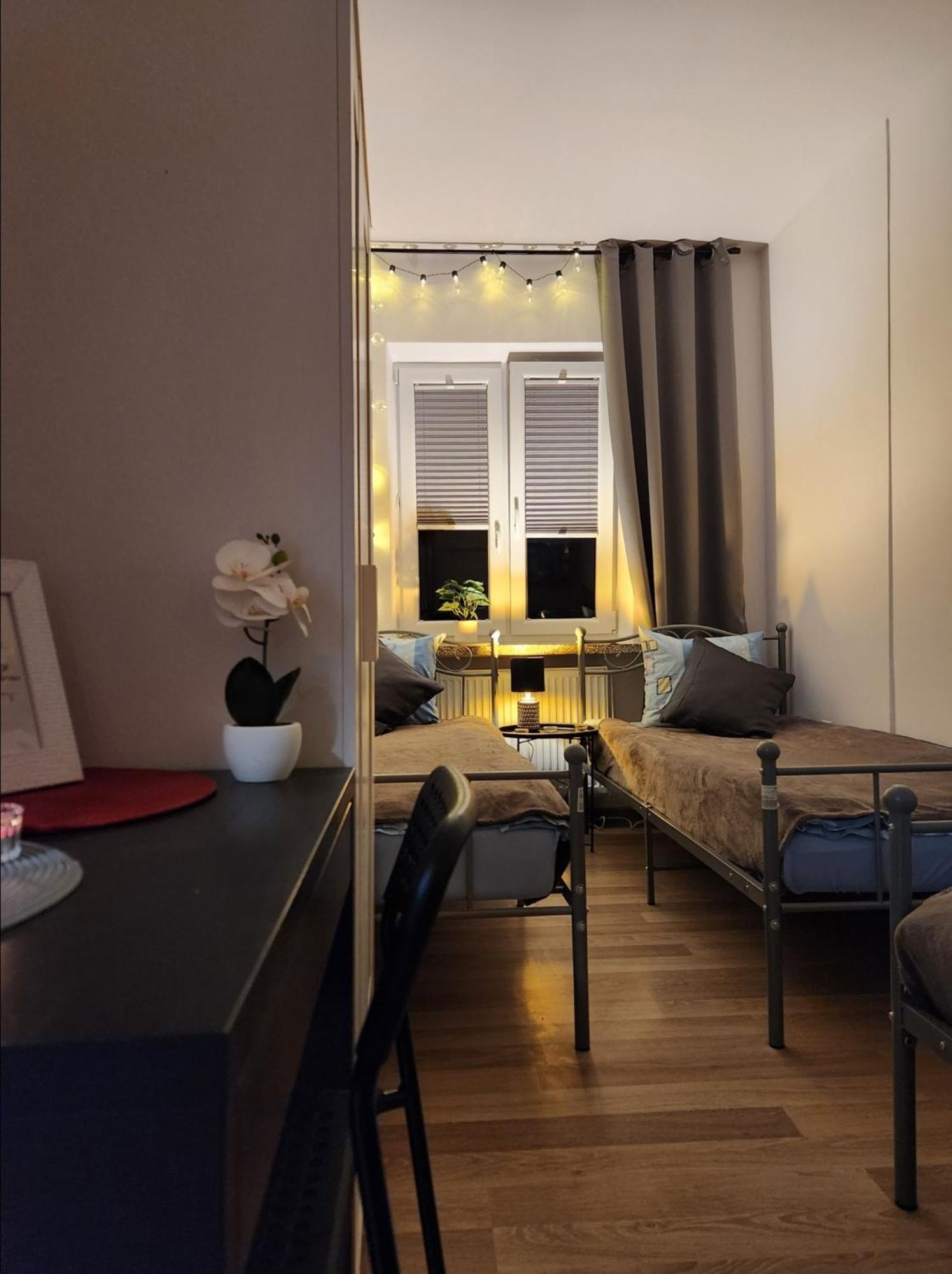 Pod Czapla Hostel Warsawa Bagian luar foto