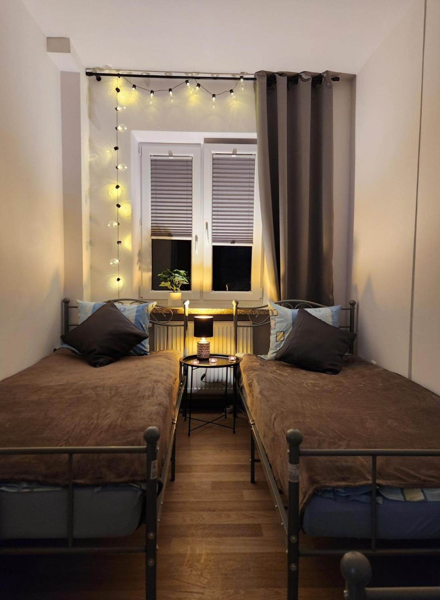 Pod Czapla Hostel Warsawa Bagian luar foto