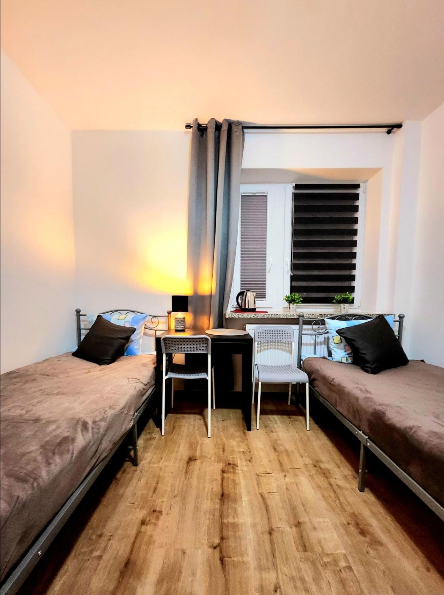 Pod Czapla Hostel Warsawa Bagian luar foto