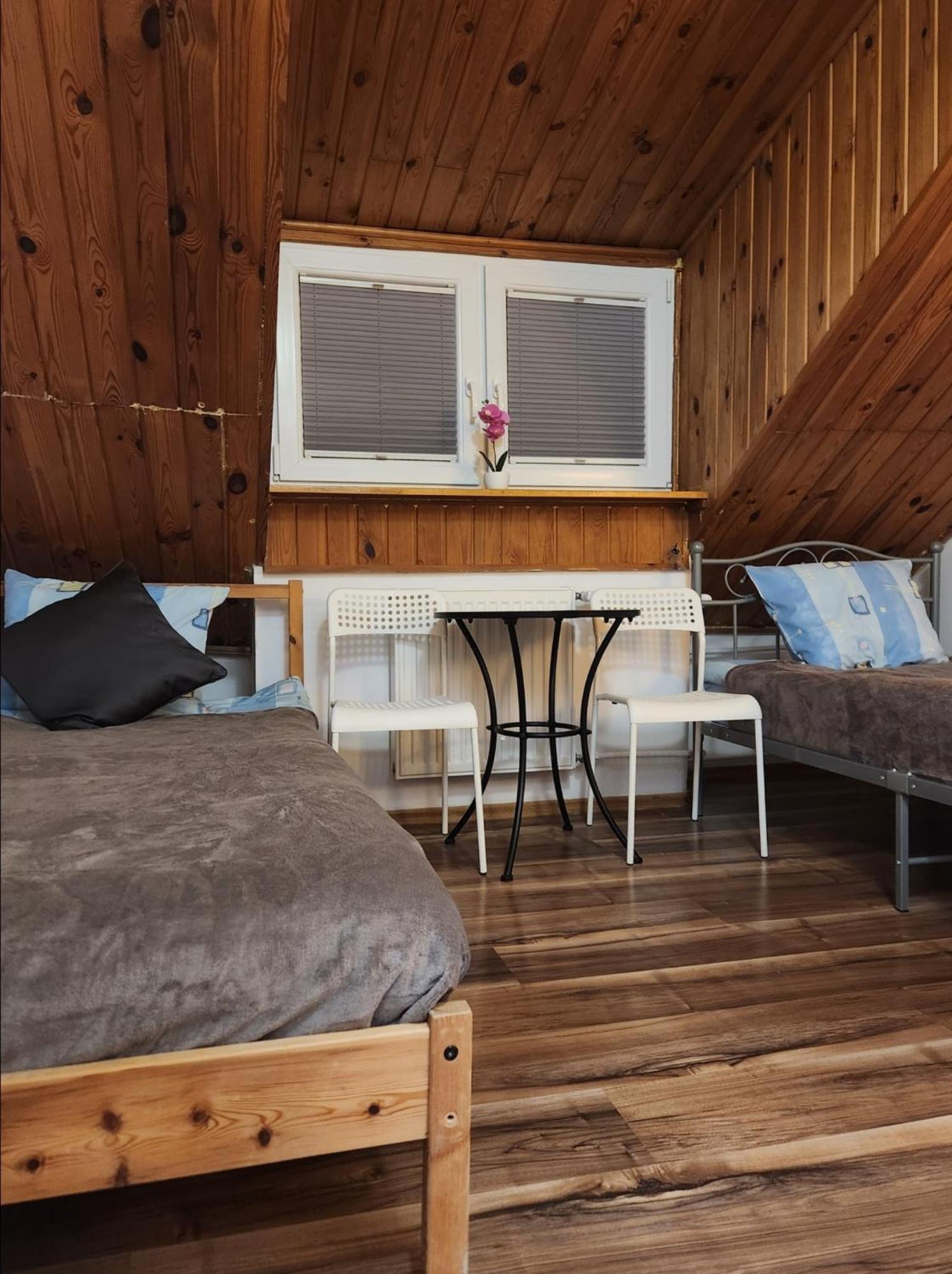 Pod Czapla Hostel Warsawa Bagian luar foto